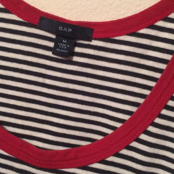 Gap navy strip w red trim top - Picture 2 of 2